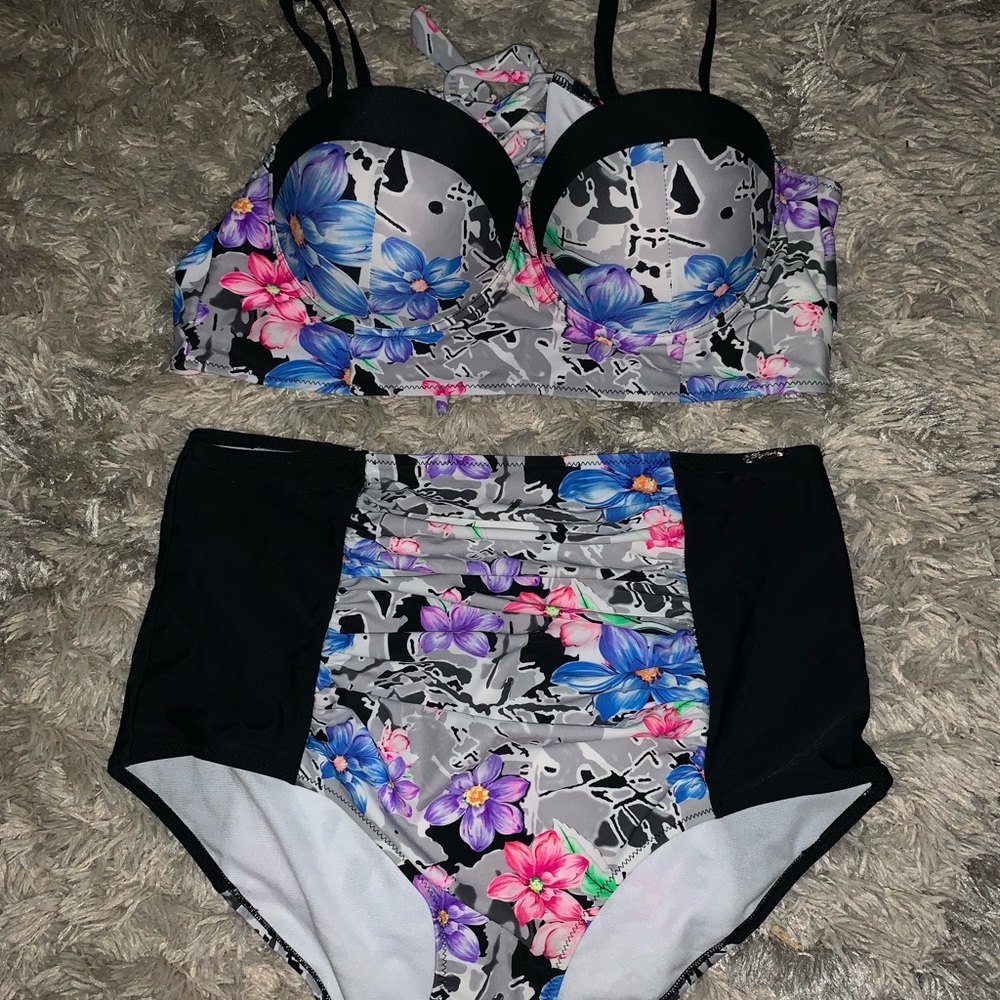 Swim suit set